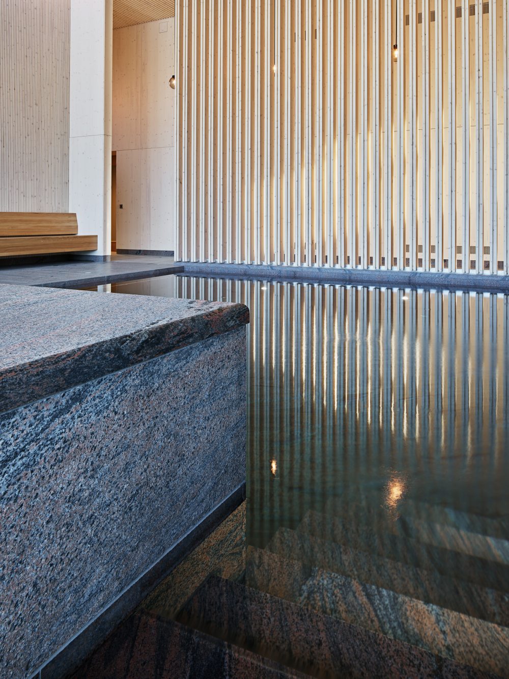 Detalj poolavtäckning